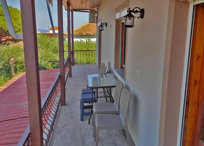 度假居 Geothan's House 斯卡拉索提罗斯